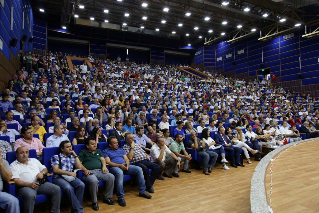 "6736 Sayılı Mali Af Kanunu ve Mükelleflere Sağladığı İmkanlar" Seminerimiz Meslektaşlarımızın Yoğun Katılımı İle Kocatepe Kültür Merkezinde Yapıldı
